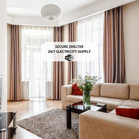 Senator Victory Square Aparthotel Kiev Exteriör bild